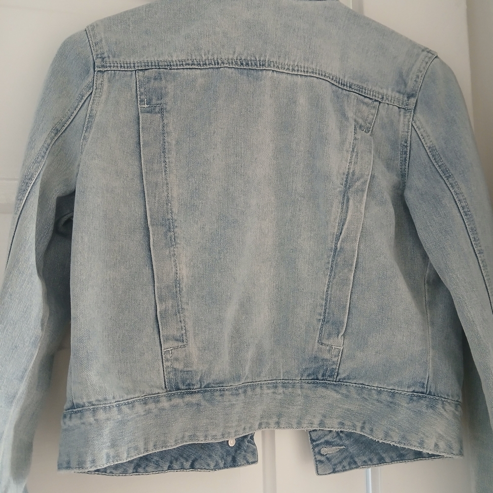 Free People Light Wash Denim Jacket Crop Small S - Picture 6 of 15